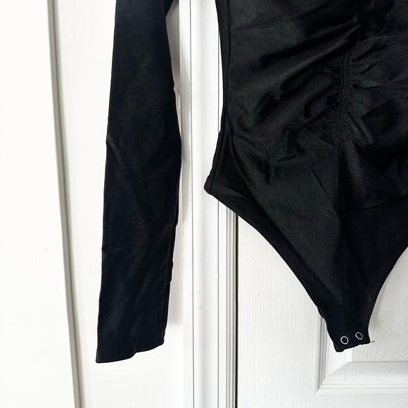 Good American Black Sheen Luster Mock Neck Ruched Front Bodysuit 1 Small GB0436 - Picture 3 of 8